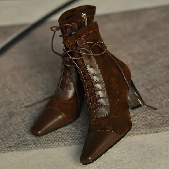 Calf skin leather bootie